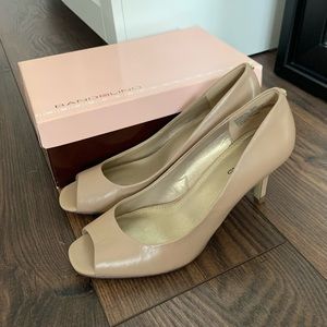 Bandolino Tan Heels